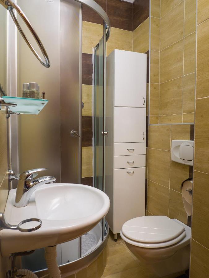 Apartments Neo Novi Sad Luaran gambar